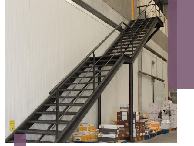 Лестницы для производства в Чусовой — изготовление и монтаж