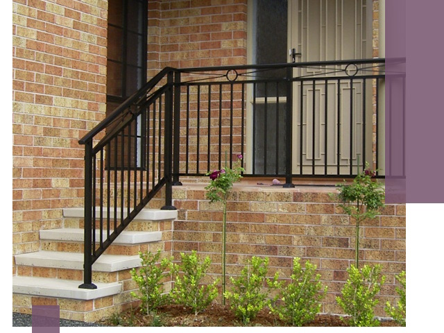 Уличные перила из металла под ключ в Чусовой