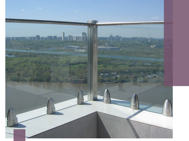 Стеклянные парапеты премиум класса в Чусовой для домов и бизнесов